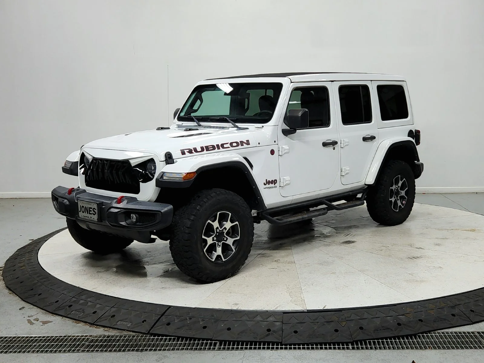 Used 2022 White Jeep Unlimited Rubicon image 4