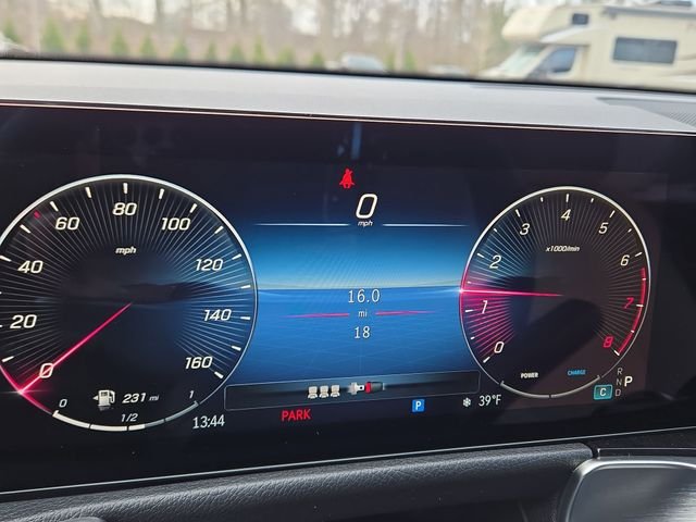 New 2026 Starling Blue Metallic Mercedes-Benz GLB250 image 9