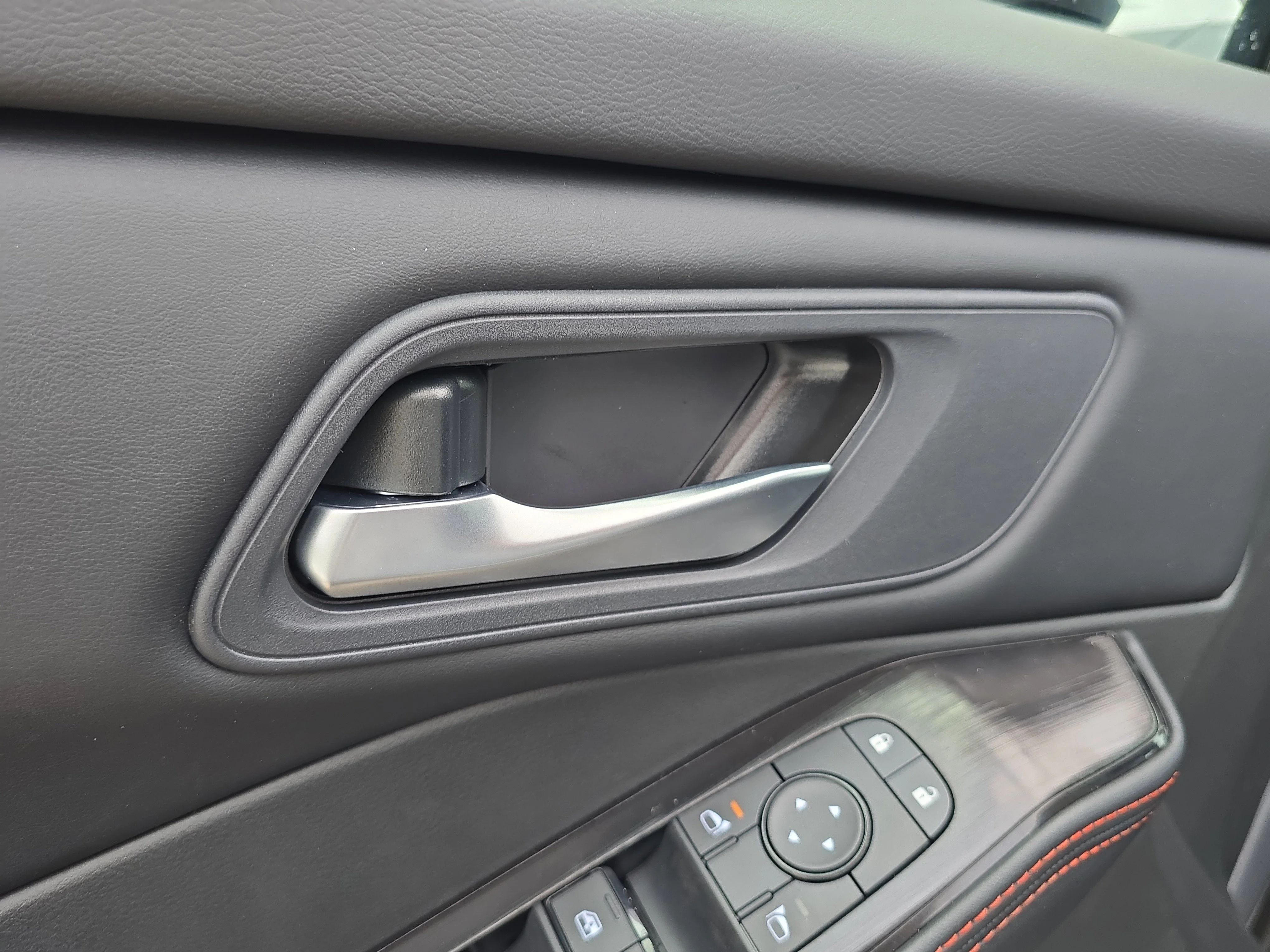 New 2026 Boulder Gray Pearl Nissan Rock Creek® image 19