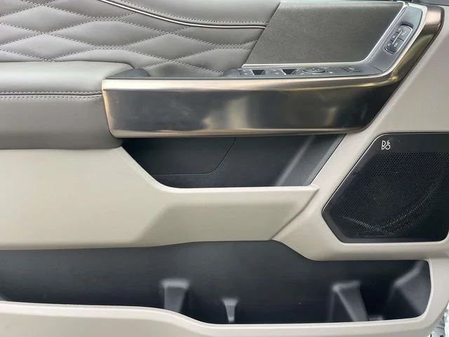 New 2026 White Ford Platinum image 19