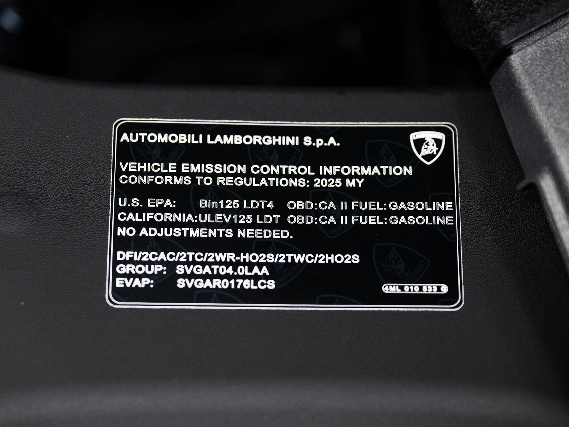 Used 2025  Lamborghini SE image 106