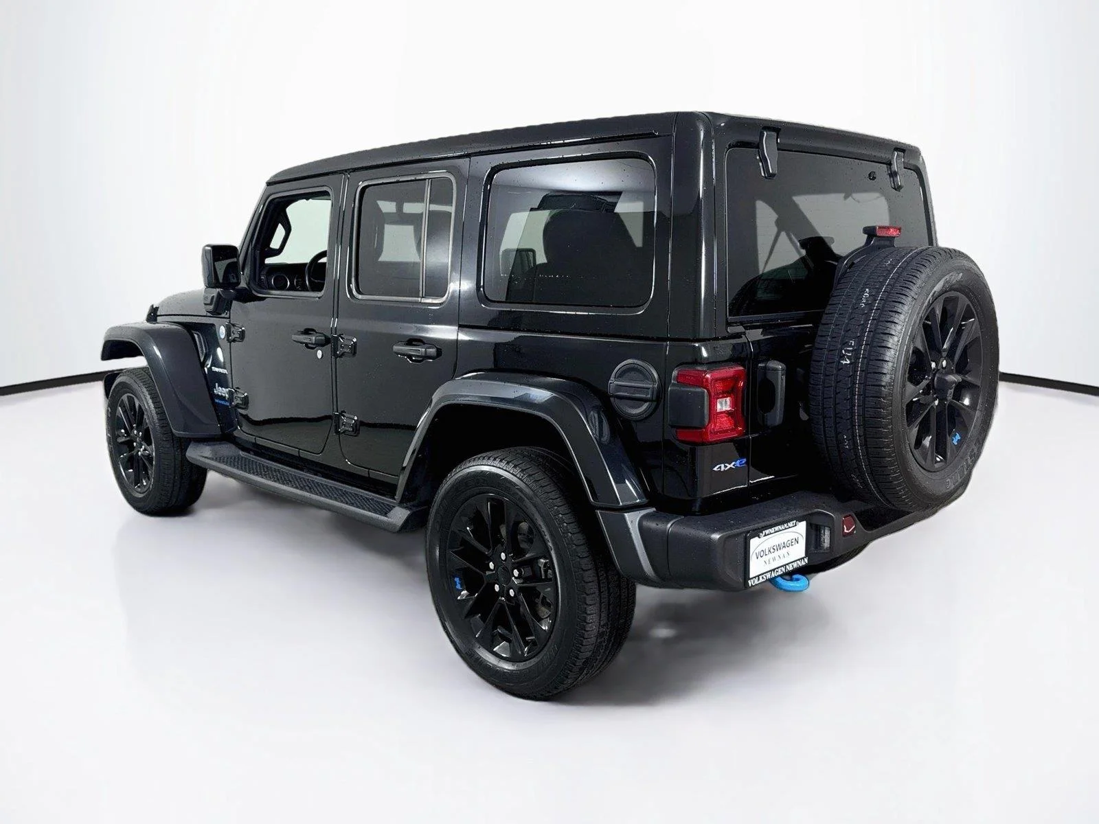 Used 2023 Black Clearcoat Jeep Sahara image 7
