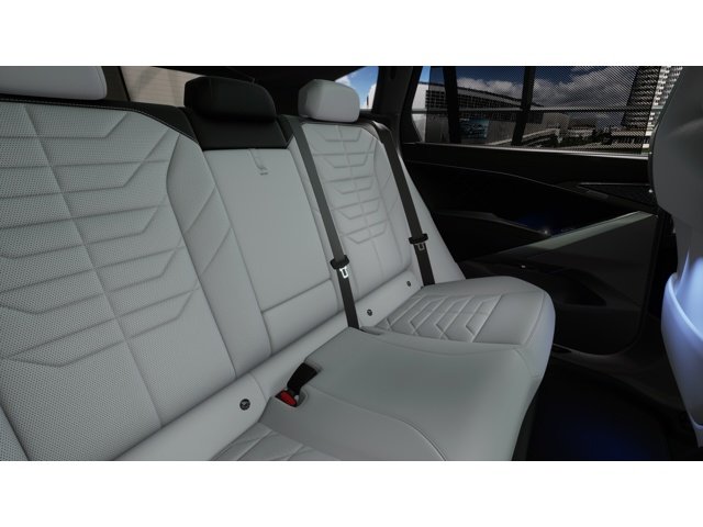 New 2027 Vancouver Green Metallic BMW 40 xDrive image 12