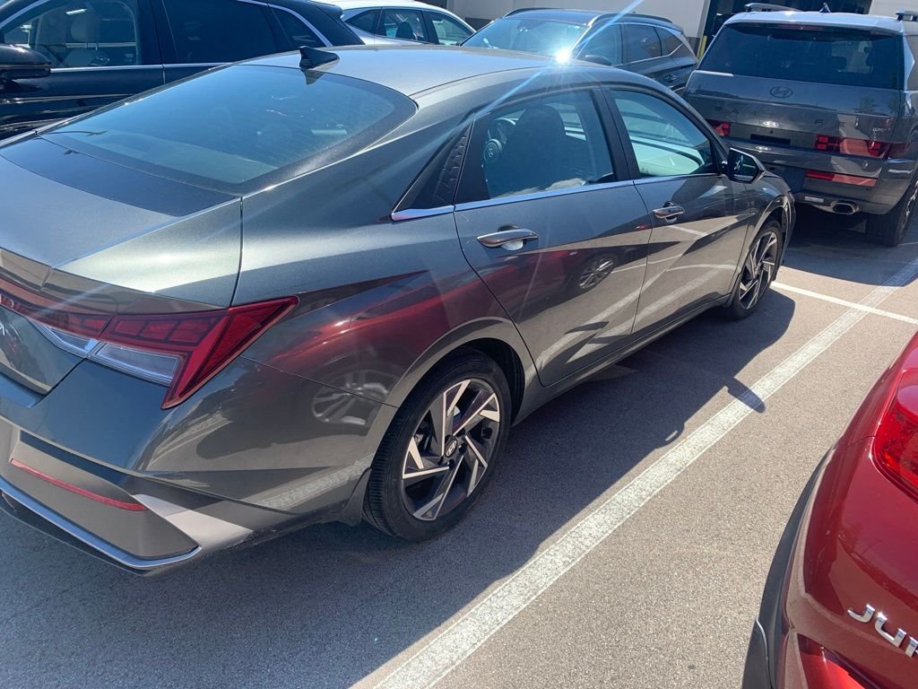 Certified Used 2024 Gray Hyundai SEL image 5