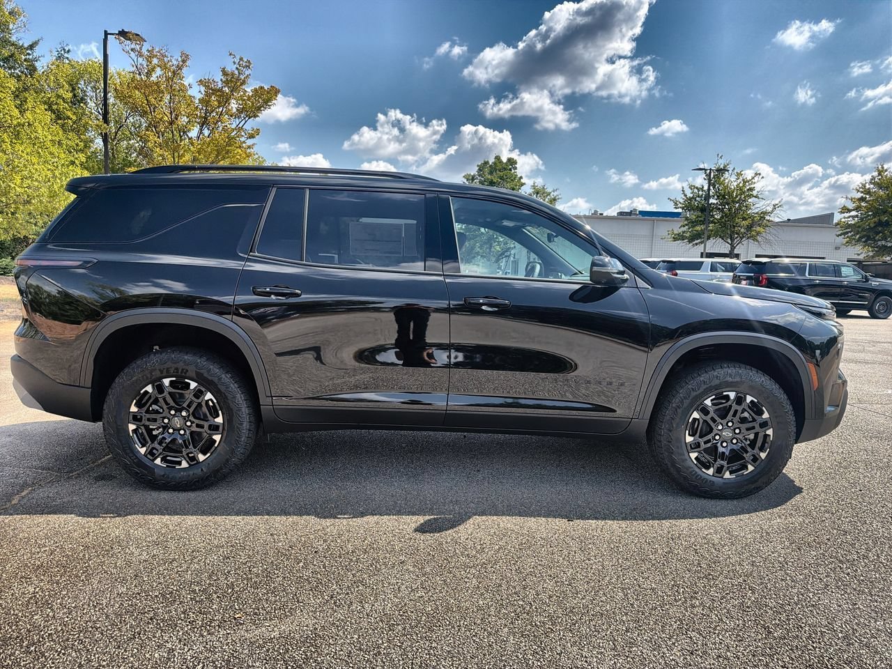 New 2027 Mosaic Black Metallic Chevrolet Z71 image 9