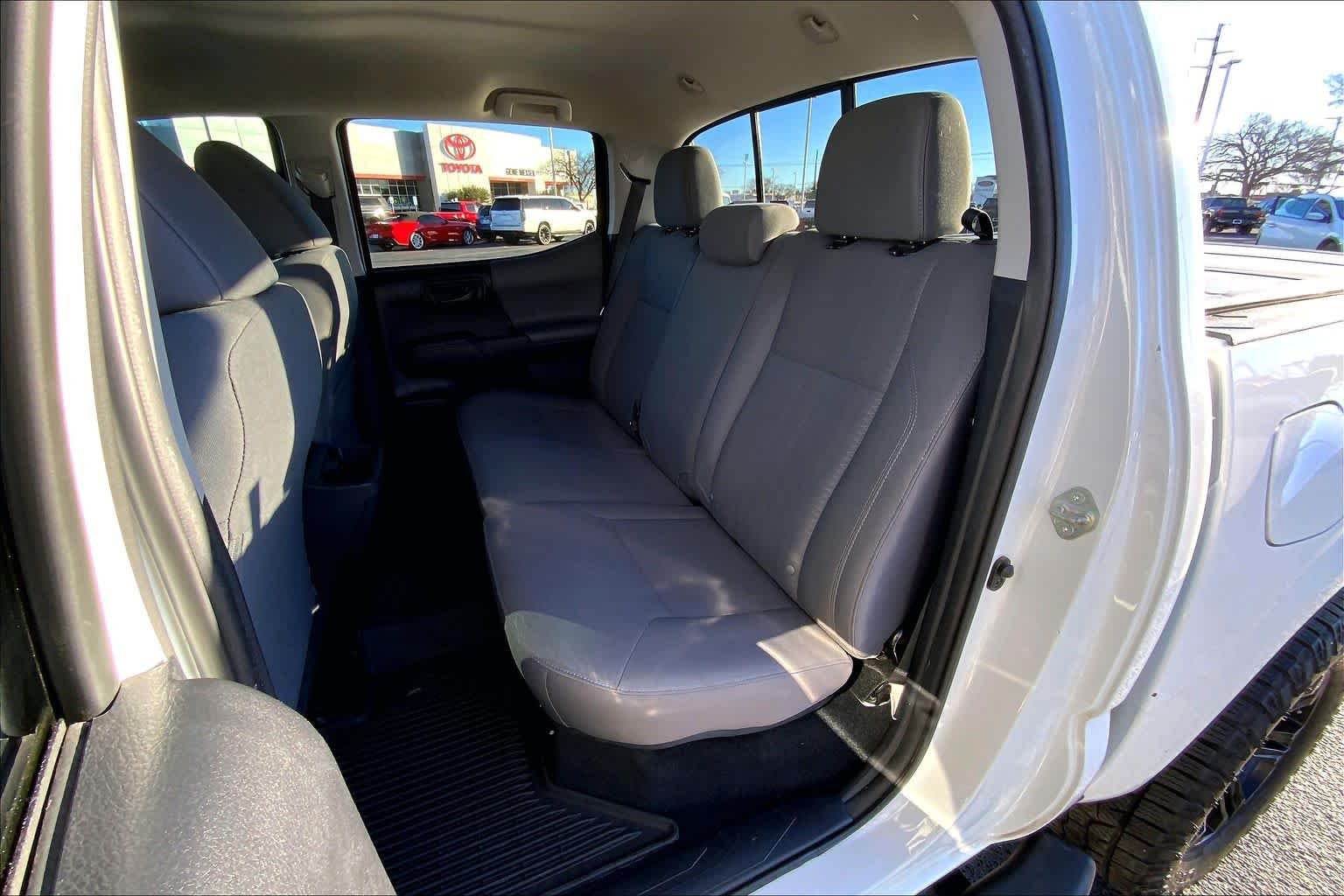 Used 2019 Super White Toyota SR image 20