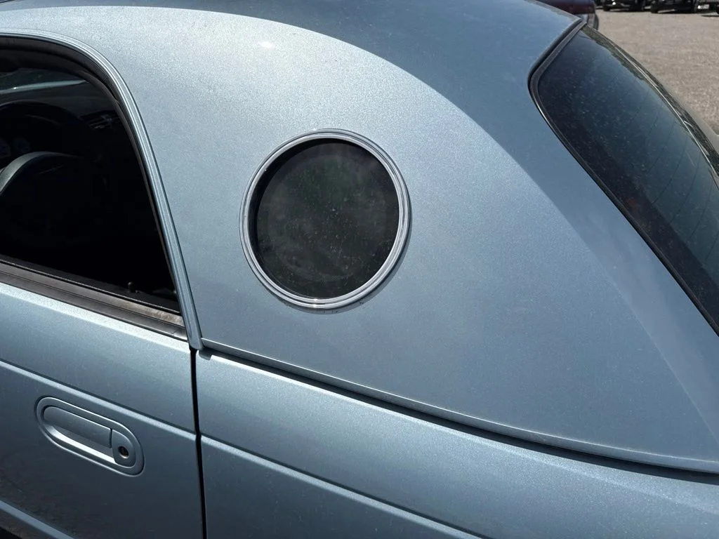 Used 2004 Blue Ford Base image 15