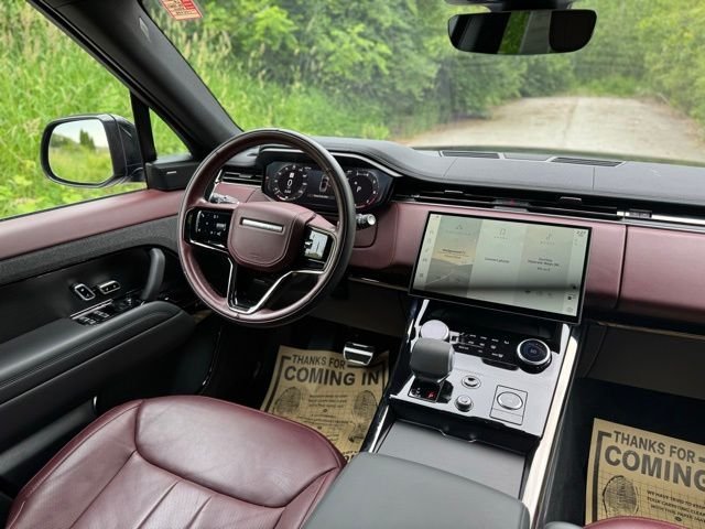 Certified Used 2023 Santorini Black Metallic Land Rover SE Dynamic image 28