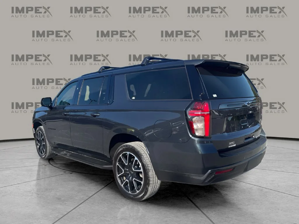 Used 2022 Gray Chevrolet RST image 3