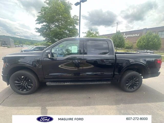 New 2026 Agate Black Metallic Ford XLT image 24