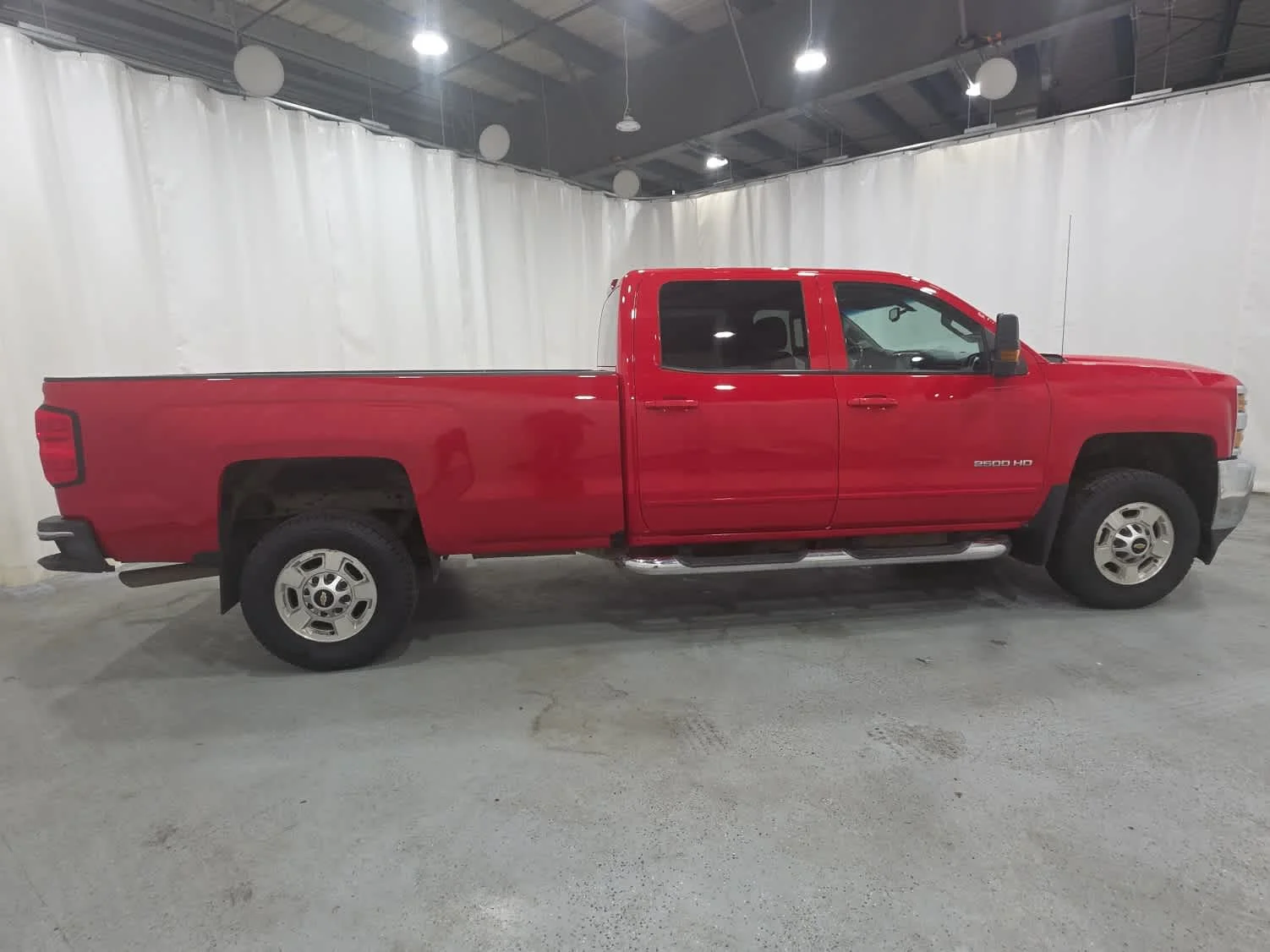Used 2019 RED HOT Chevrolet LT image 7