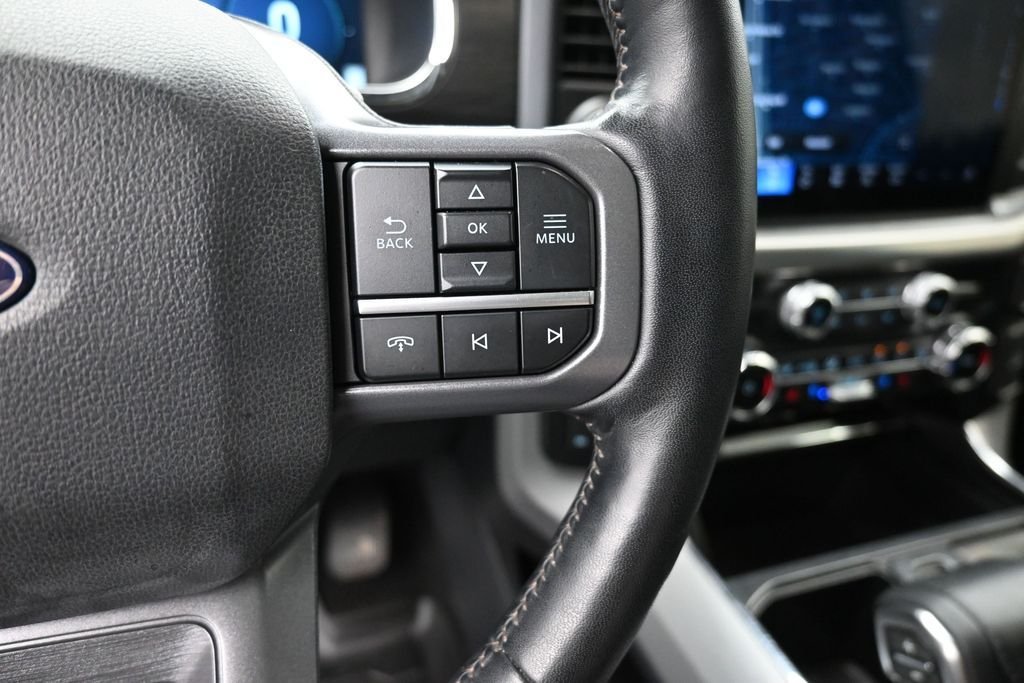 Used 2024 Gray Ford Lariat image 31