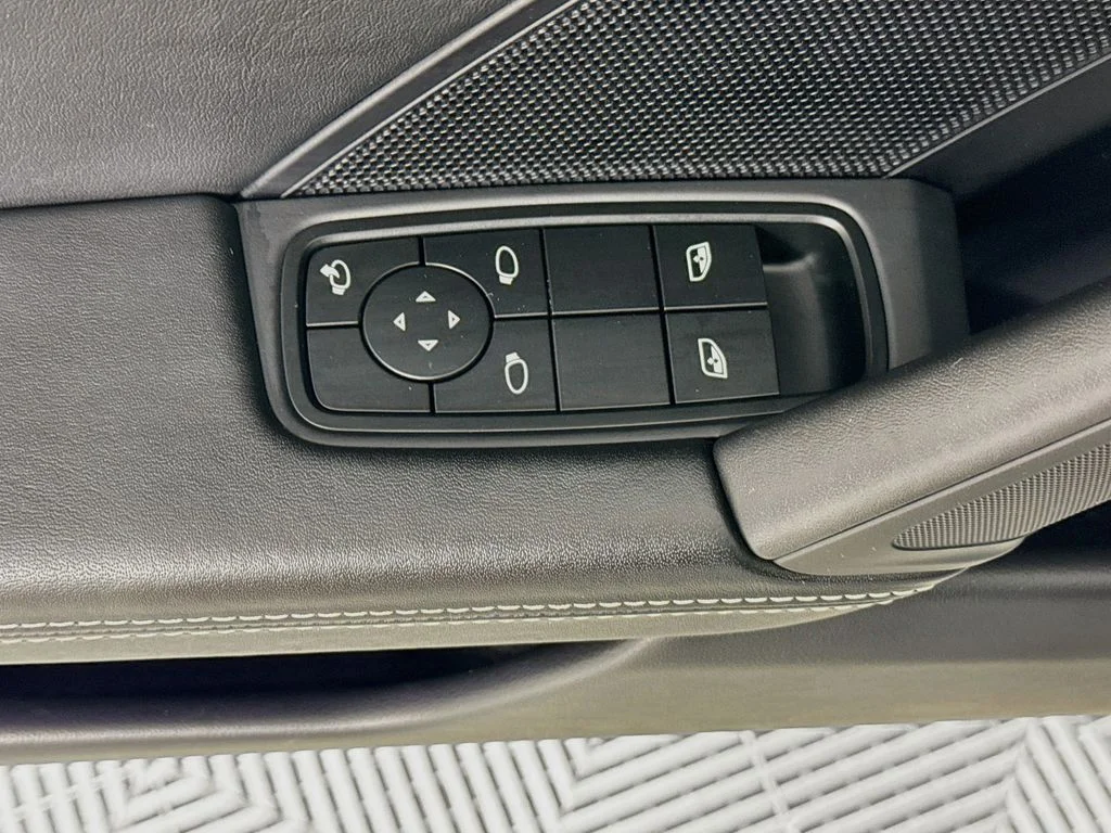 Certified Used 2023  Porsche Carrera S image 19