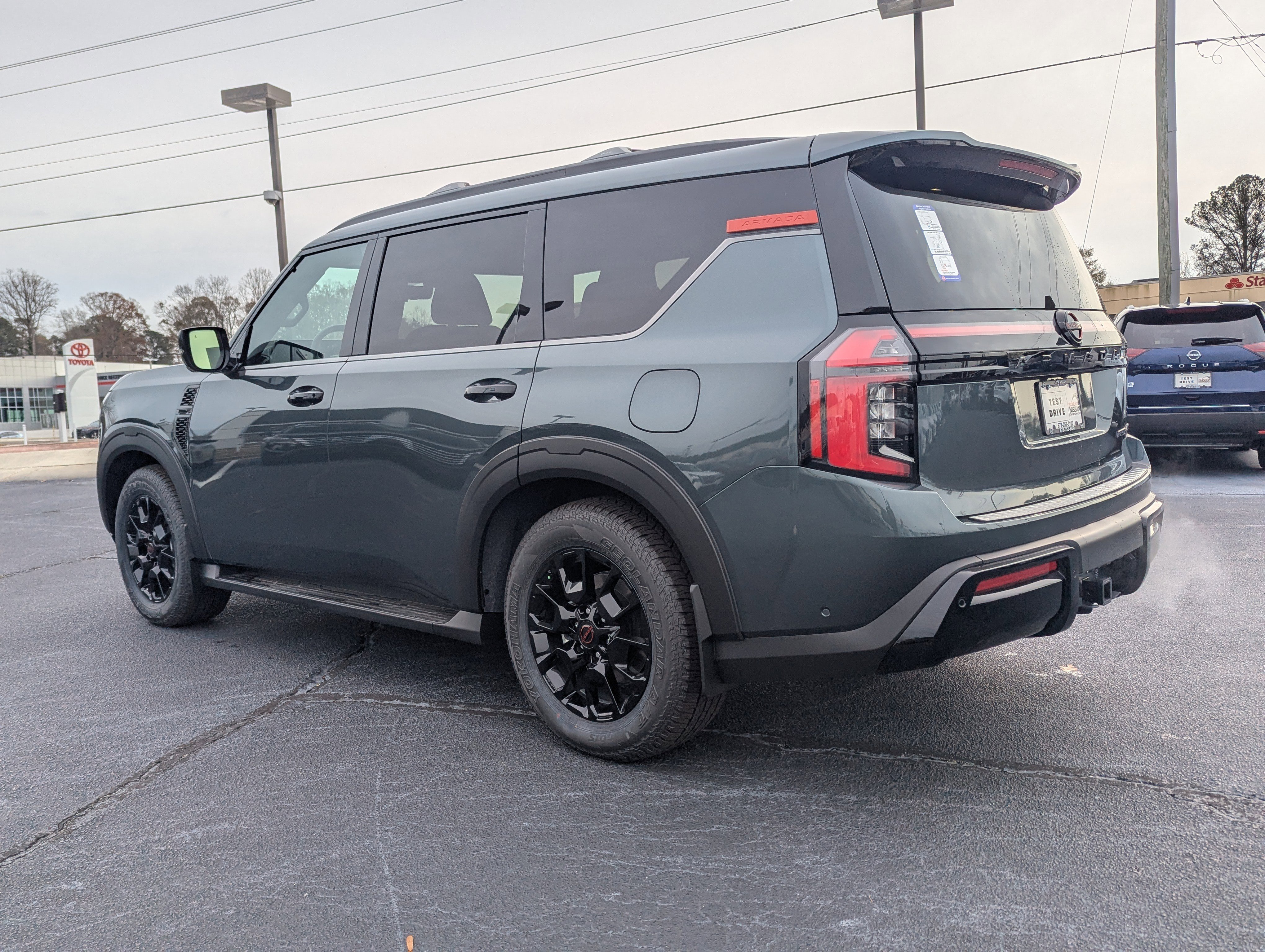 New 2026 White Nissan PRO-4X image 6