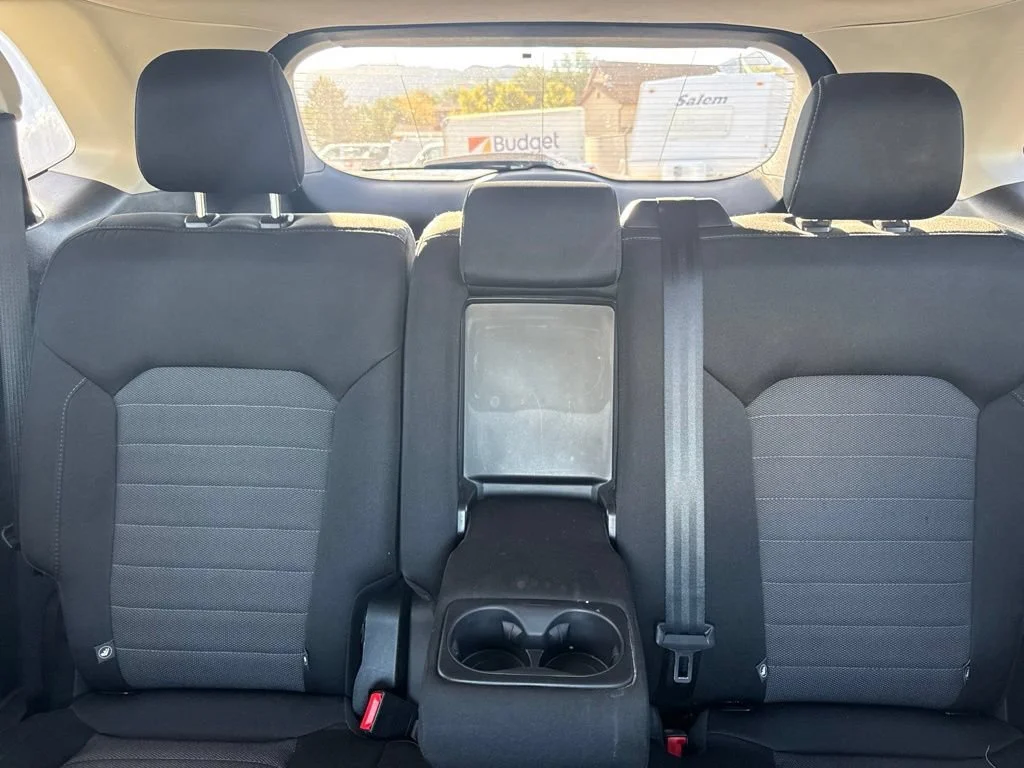 Certified Used 2022 Silver Metallic Ford SE image 29