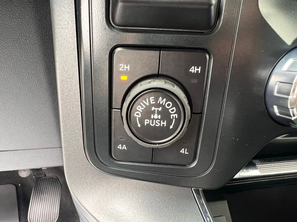 2025 Ford F-150 Lariat - Photo 27