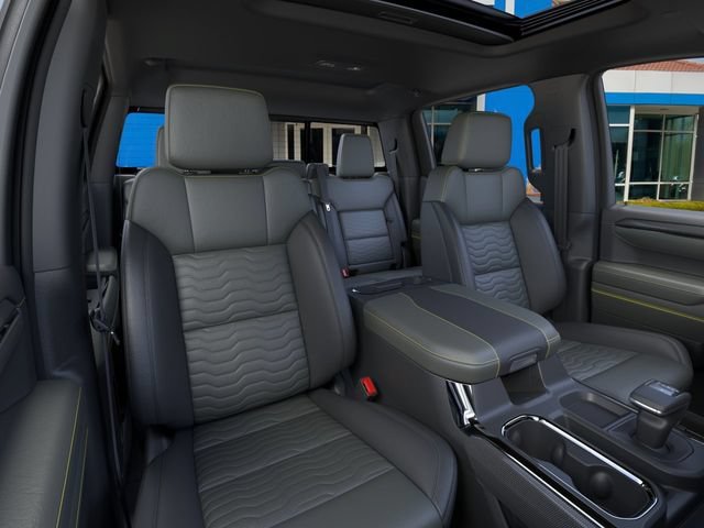 New 2026 Summit White Chevrolet ZR2 image 18