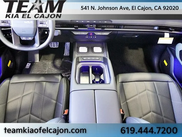 New 2027 White Kia X-Line SX image 30