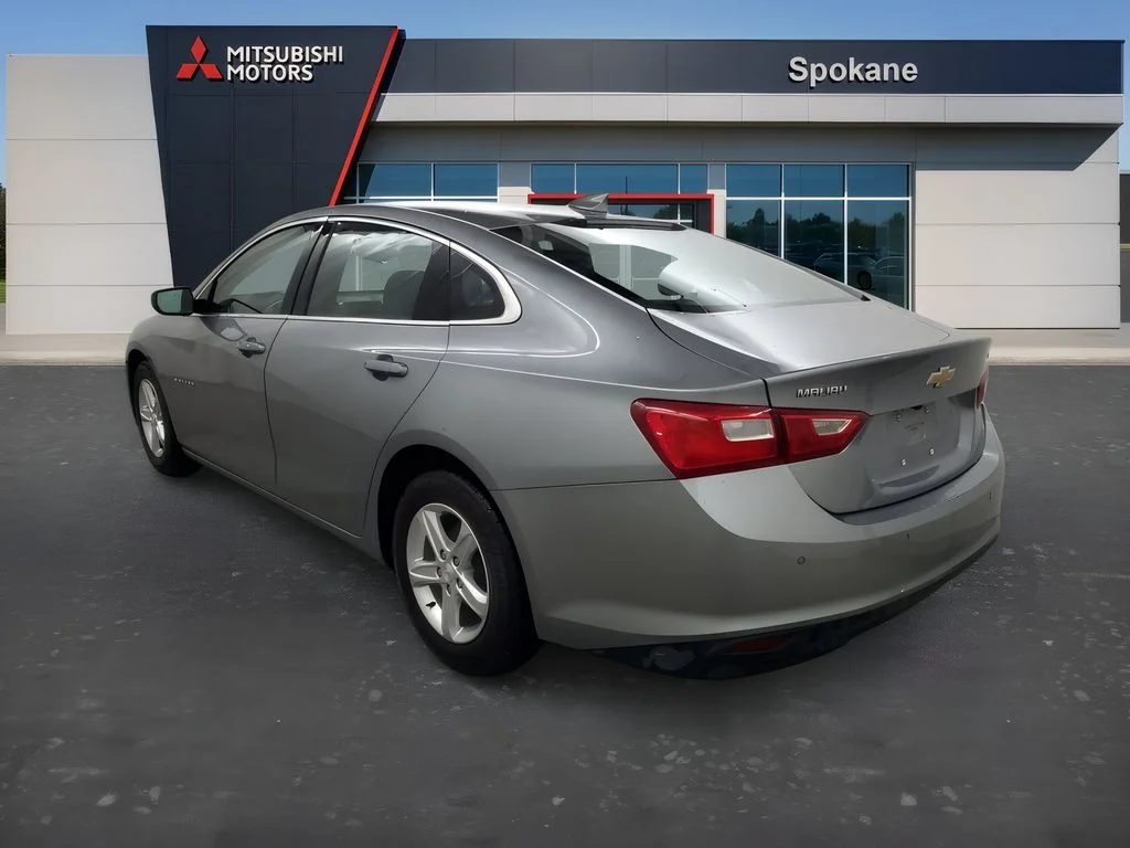 Used 2024 Sterling Gray Metallic Chevrolet LT image 3