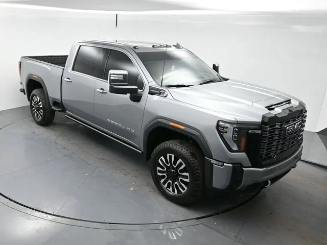 Used 2025 Sterling Metallic GMC Denali Ultimate image 31