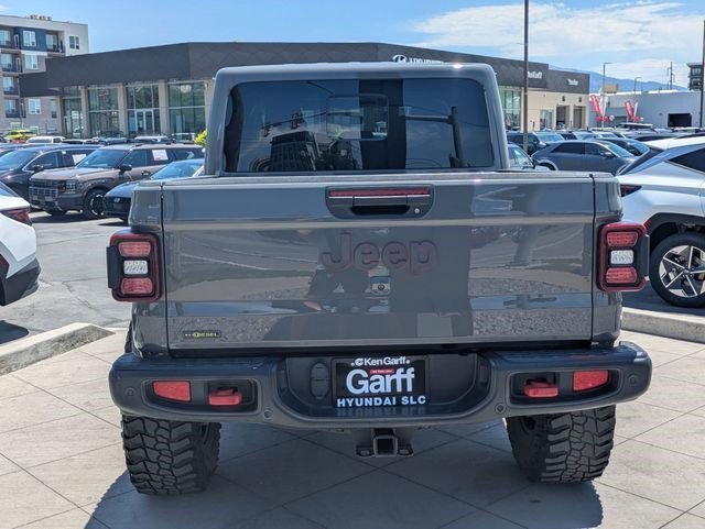 Used 2021 Sting-Gray Clearcoat Jeep Rubicon image 4