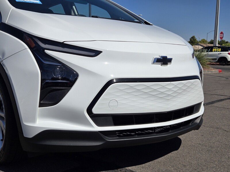Used 2023 Summit White CHEVROLET 5DR WGN 1LT image 8