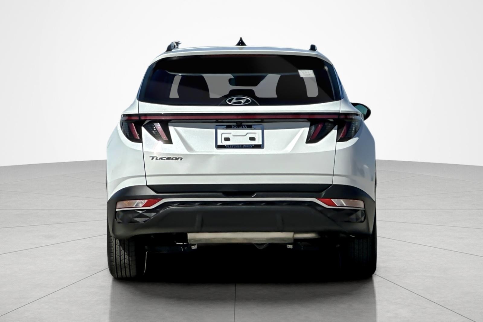 Used 2022 WHITE Hyundai SEL image 4