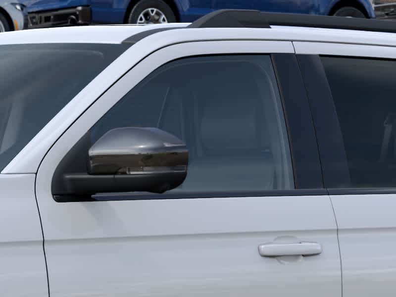 New 2027 Star White Metallic Tri-Coat Ford Platinum image 20