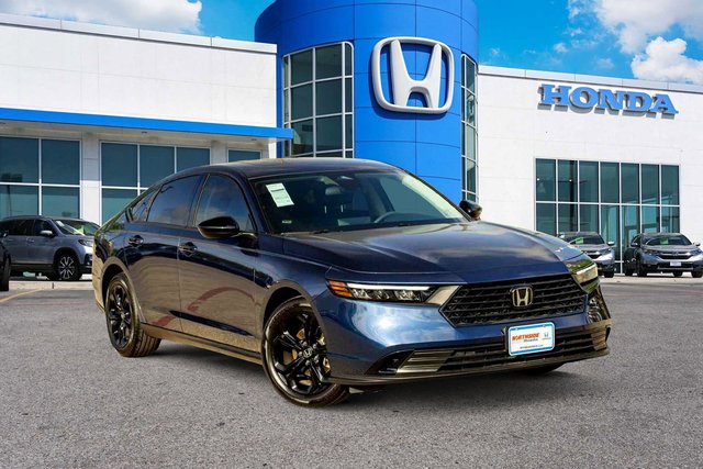 Pre-Owned 2025 Honda Accord SE