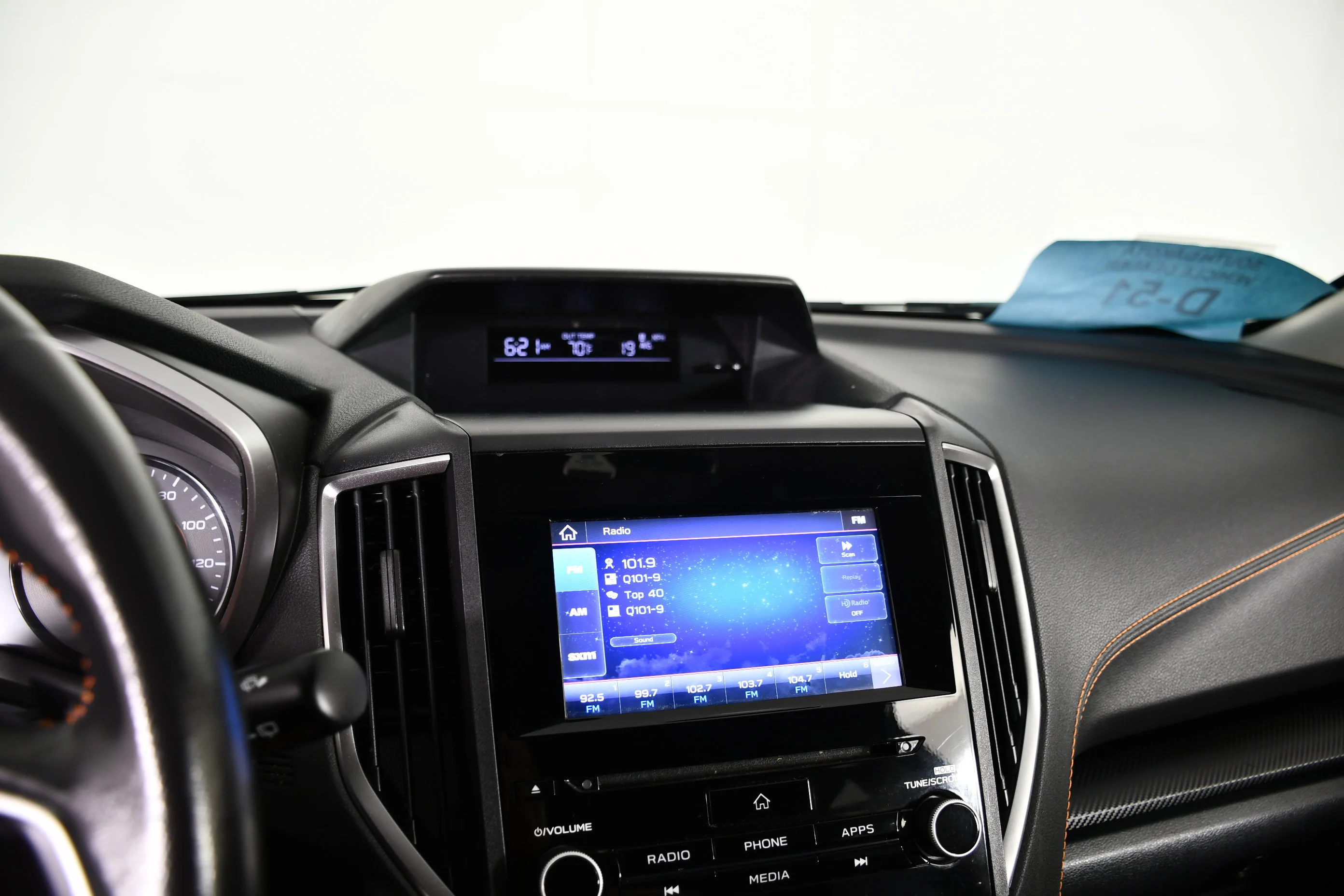 Used 2022 Crystal White Pearl Subaru Premium image 25