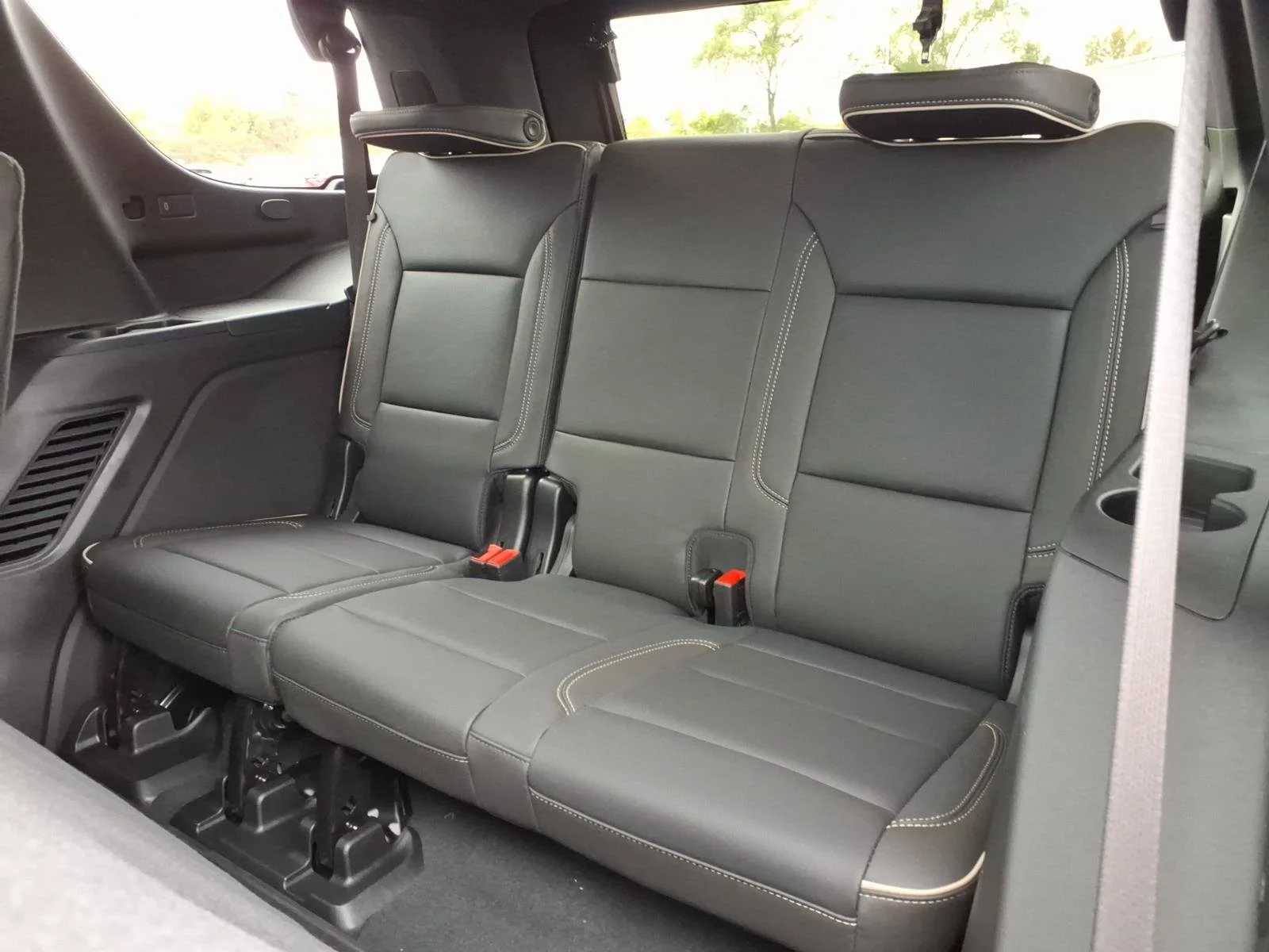 2027 GMC Yukon Elevation - Photo 9