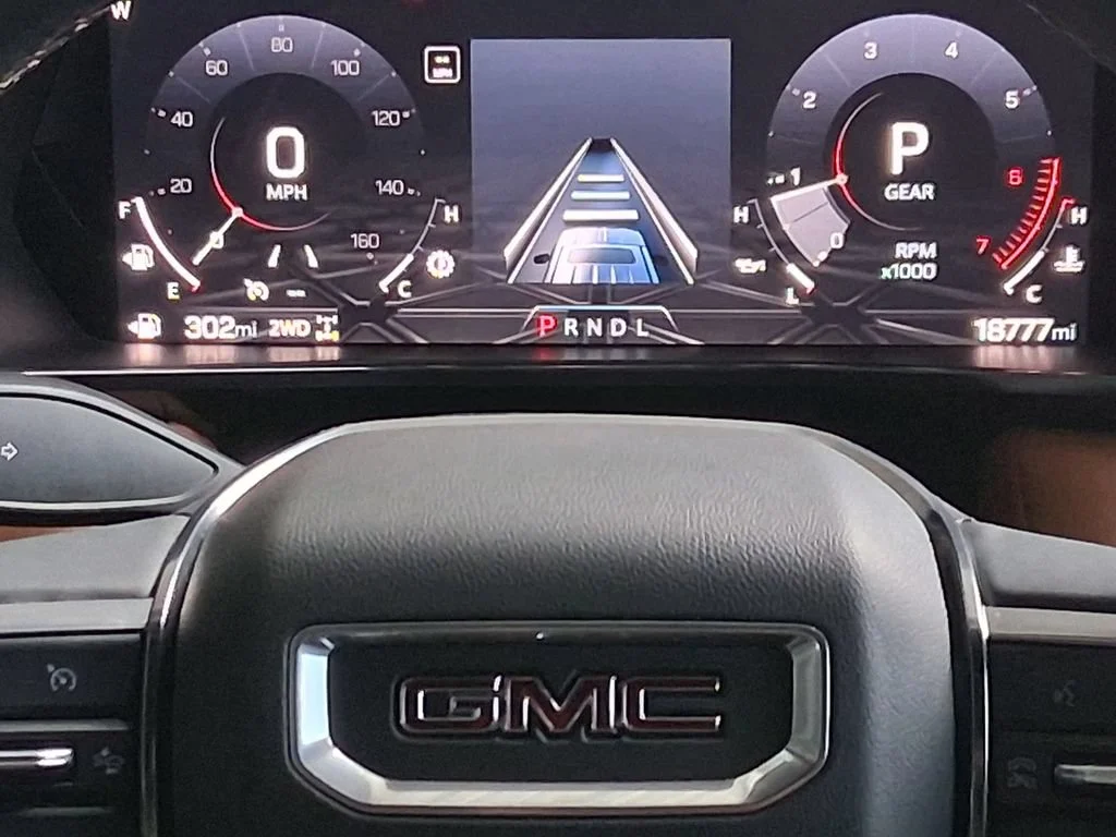 Used 2024 Sterling Metallic GMC AT4 image 13