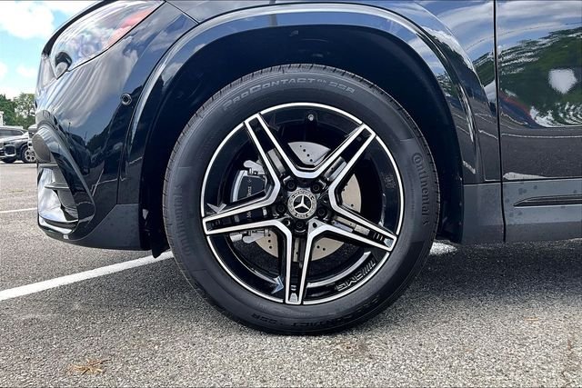 New 2026 Cosmos Black Metallic Mercedes-Benz GLA 250 image 10