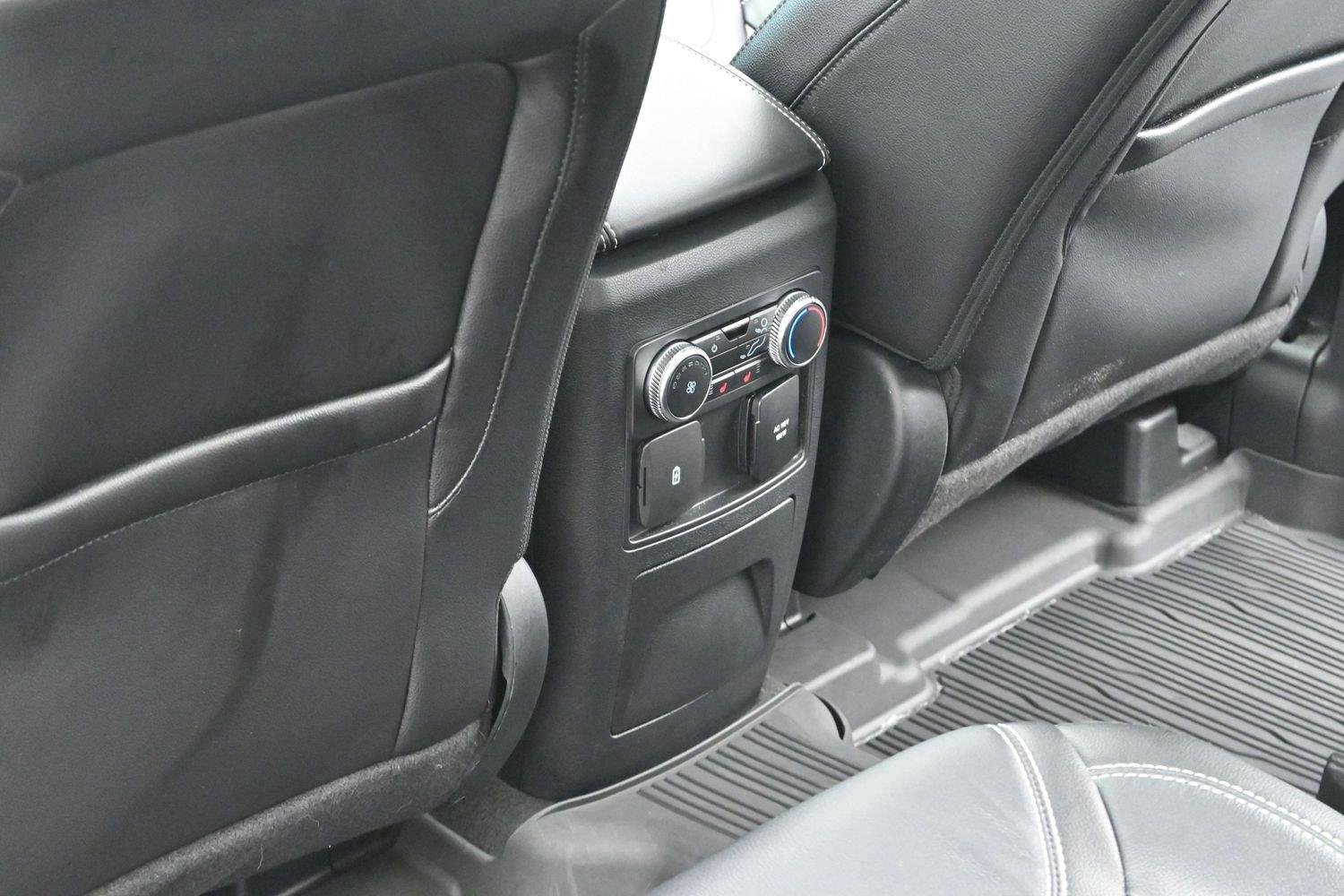 Used 2022 Star White Metallic Tri-Coat Ford ST image 35