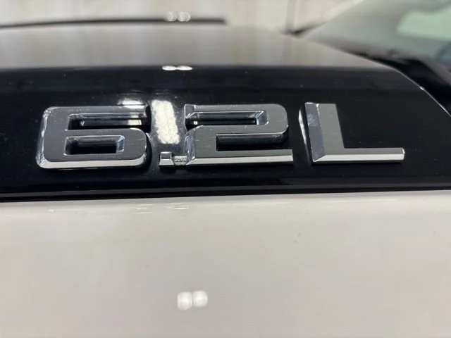 Used 2024 Summit White Chevrolet ZR2 image 10