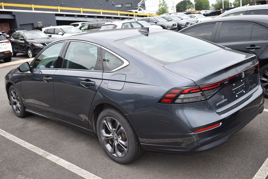 Used 2023 Gray Honda EX image 3
