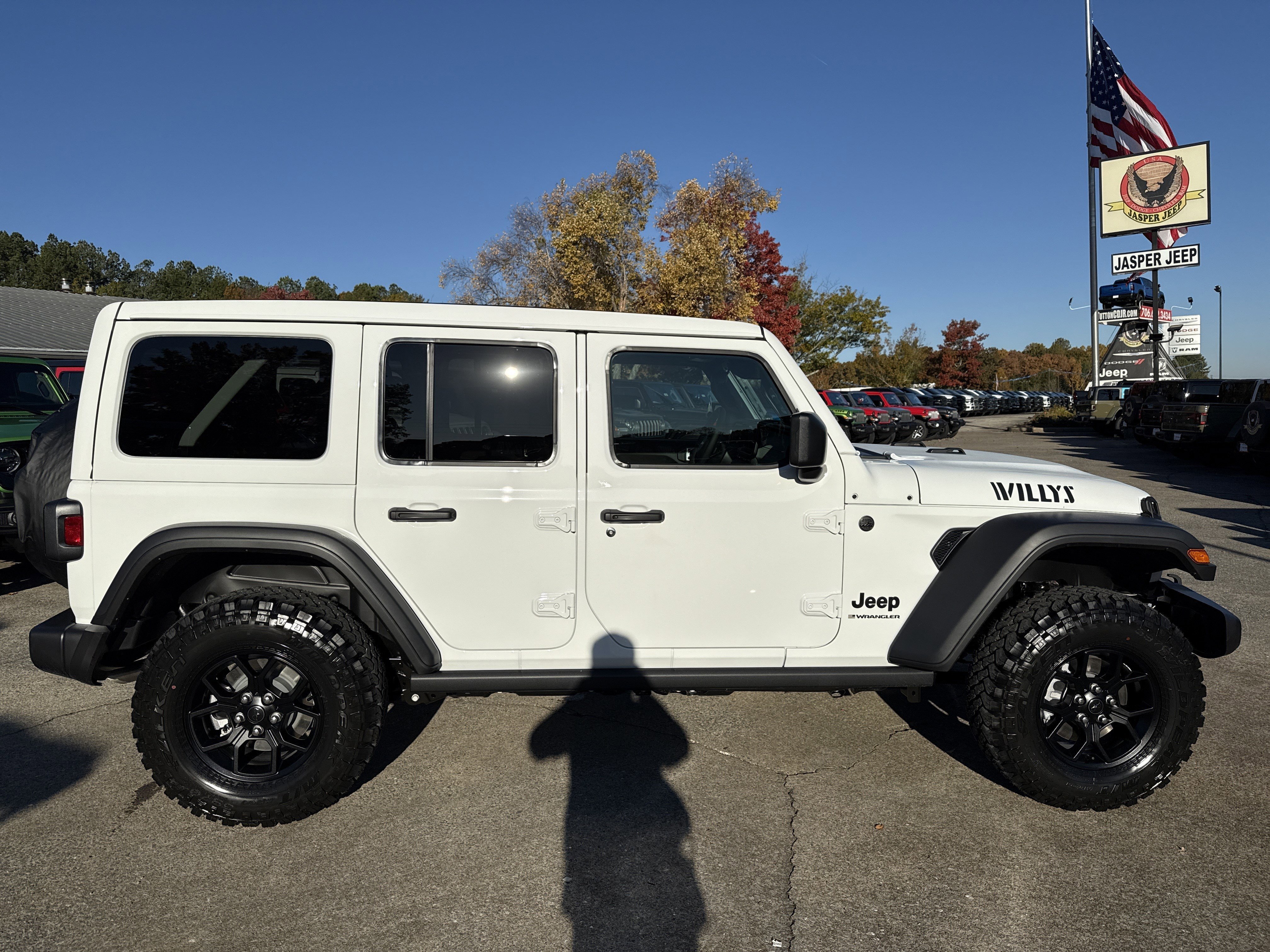 New 2026 Bright White Clear-Coat Exterior Paint Jeep Willys image 8