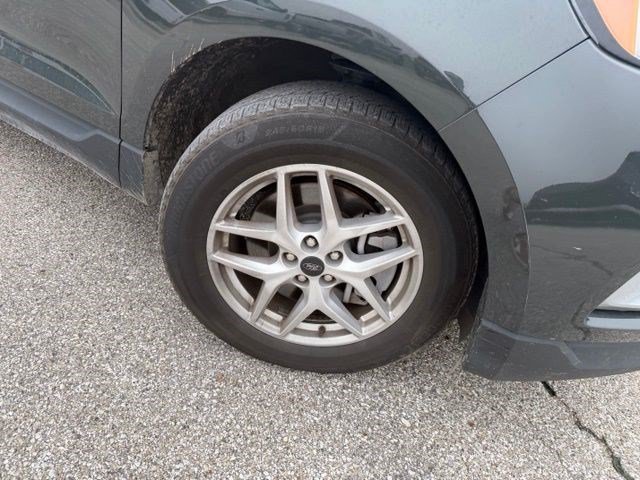 Used 2024 Green Metallic Ford SEL image 15