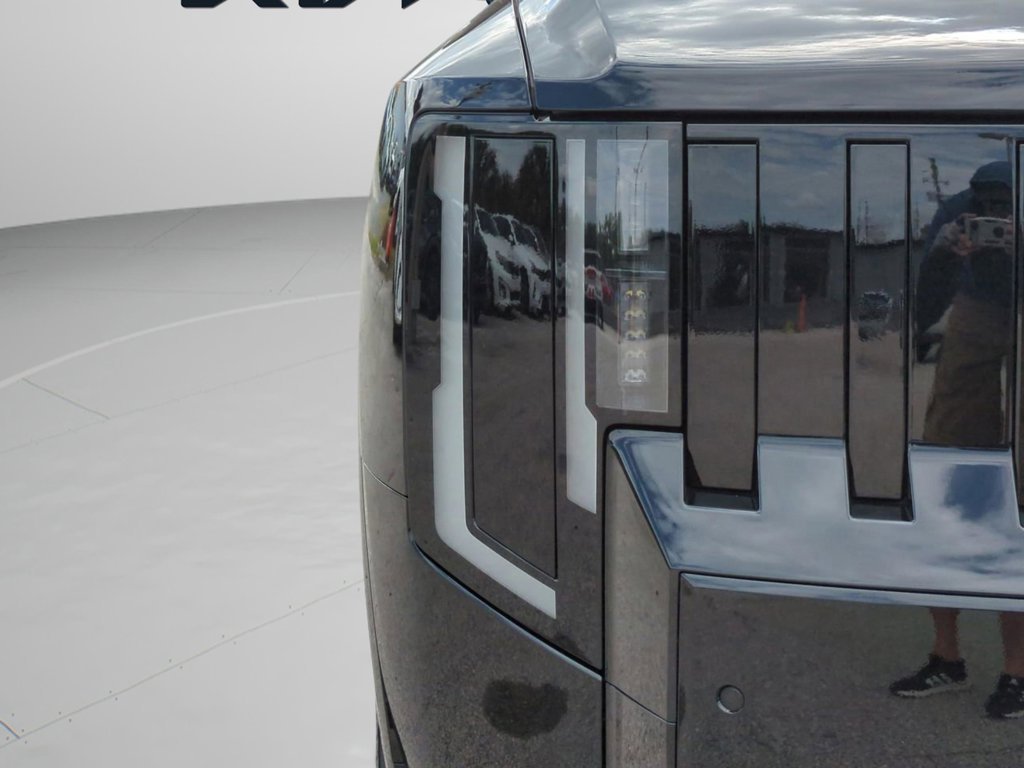 New 2027 Ebony Black Kia SX-PRESTIGE image 10