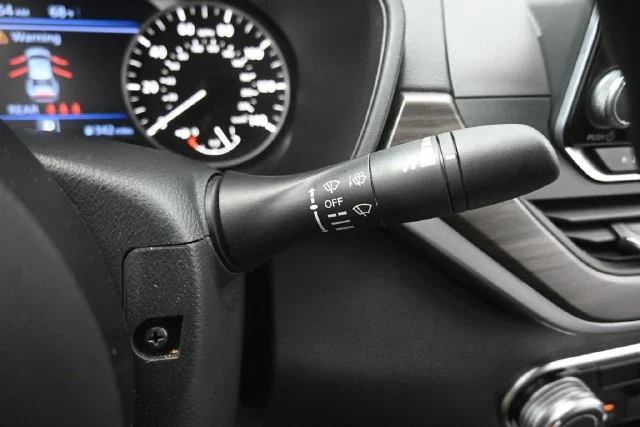 Used 2025 Black Nissan 2.5 SV image 19