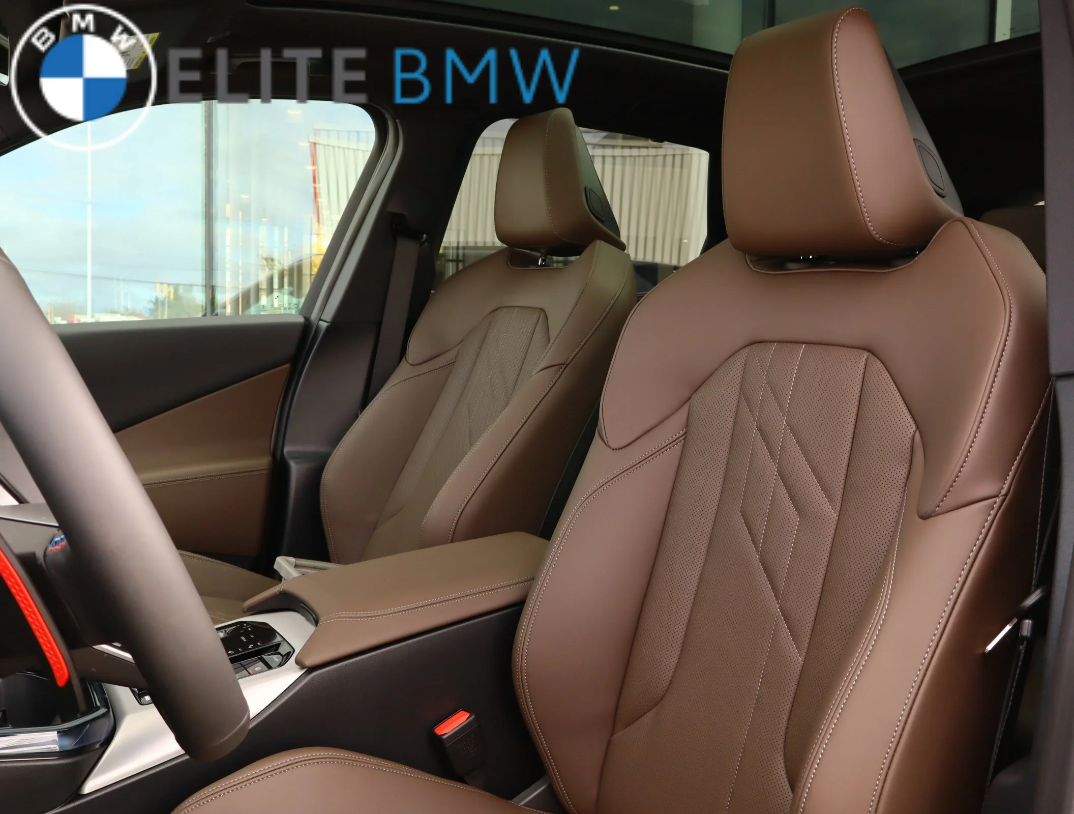 Used 2025 BROOKLYN GREY METALLIC BMW M50 XDRIVE image 5