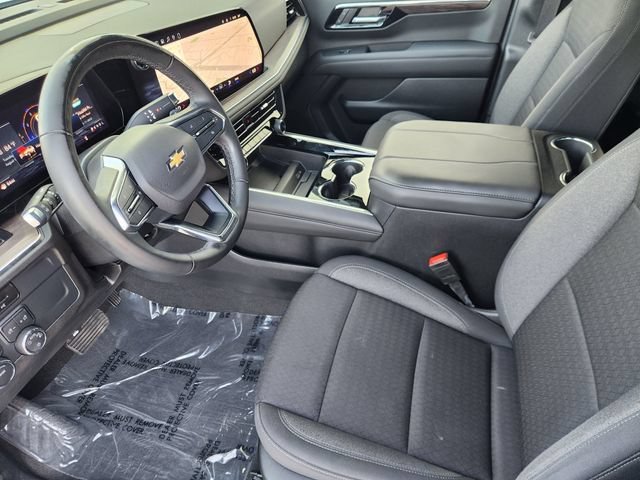 Used 2025 Summit White Chevrolet LS image 3
