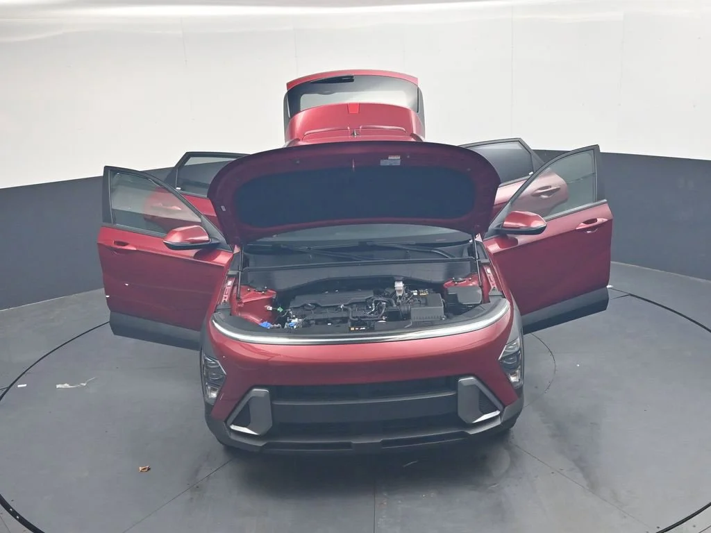 Used 2025 Red Hyundai SEL image 39