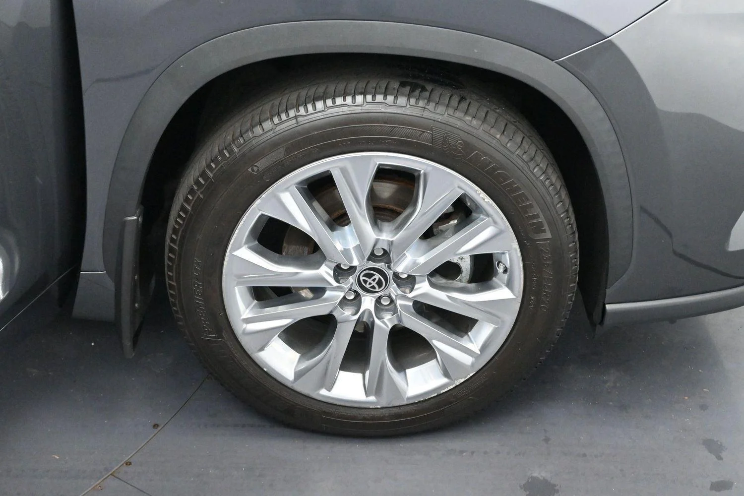 Used 2021 Magnetic Gray Metallic Toyota Limited image 35