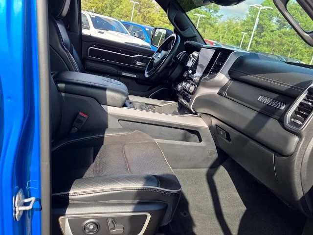 Used 2021 Blue Ram Laramie image 17