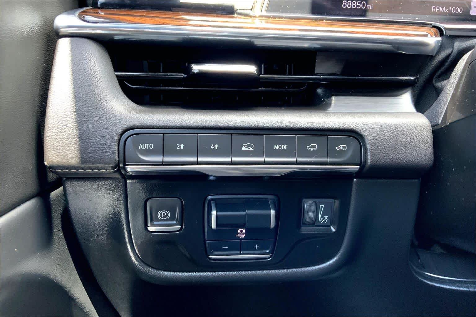 Used 2022 Satin Steel Metallic Cadillac Premium Luxury image 34