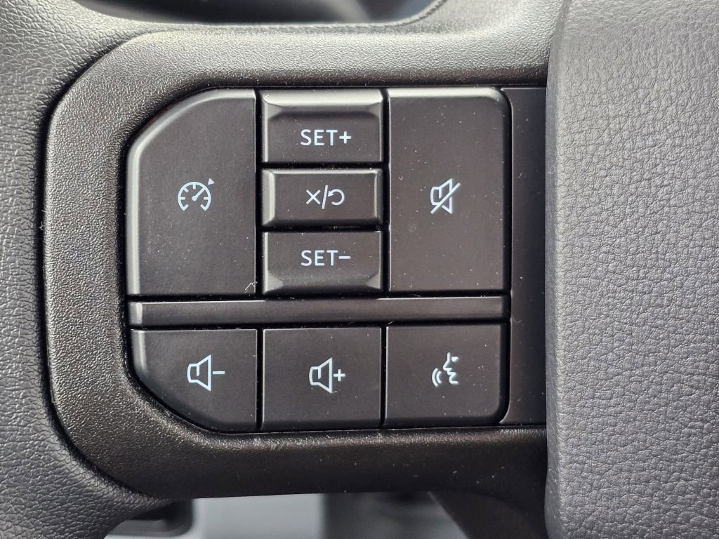 New 2026 Oxford White Ford XL/STX image 17