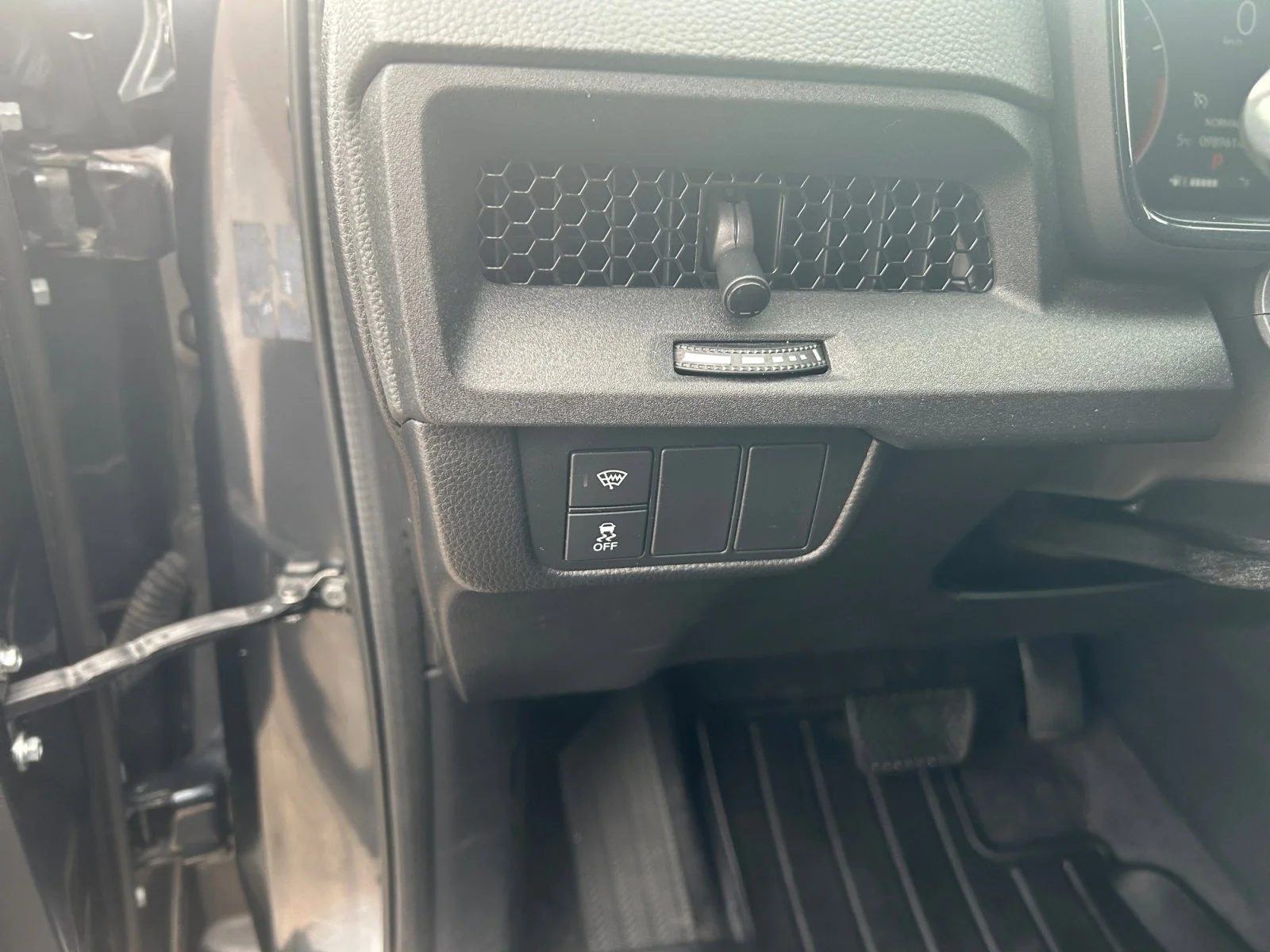 Used 2023 GRAY Honda LX-B AWD image 14