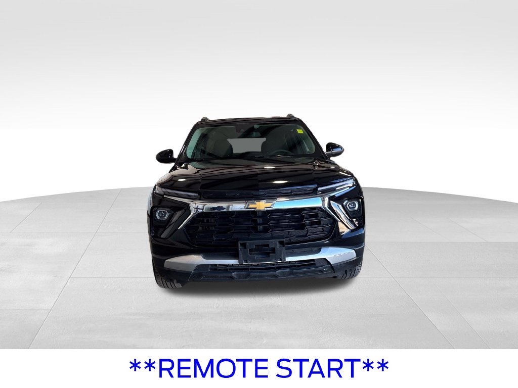 Certified Used 2025 Mosaic Black Metallic Chevrolet LT image 11