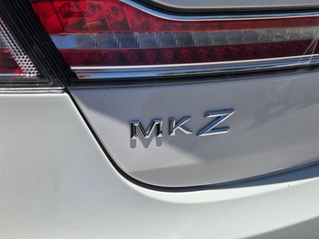 Certified Used 2019 White Lincoln Reserve image 10